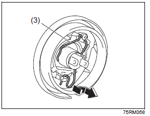 Suzuki Ignis. Auswechseln von Glühlampen